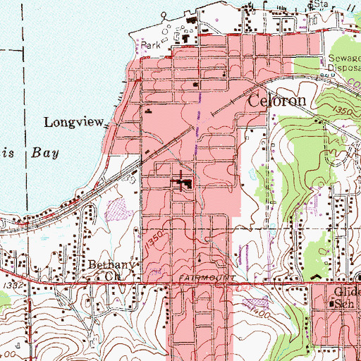 Topographic Map of Dunham Avenue Grade School, NY