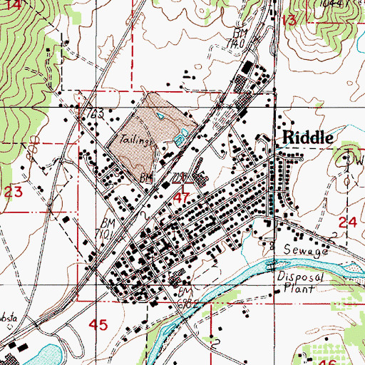 Topographic Map of Riddle Elementary School, OR