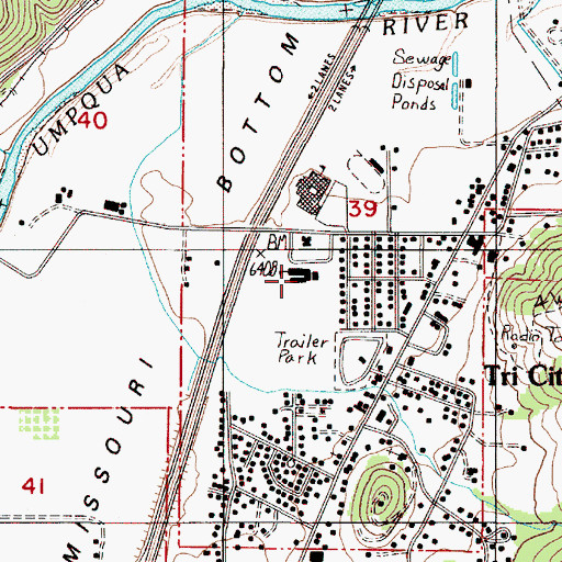 Topographic Map of Tri City Elementary School, OR