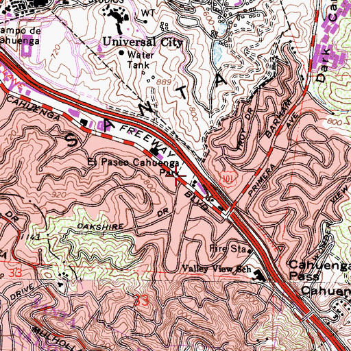 Topographic Map of El Paseo Cahuenga Park, CA