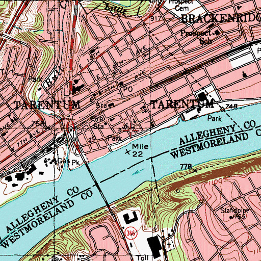 Topographic Map of Tarentum Borough Hall, PA