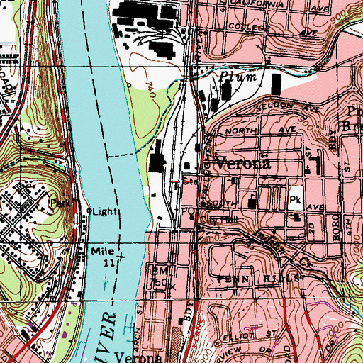 Topographic Map of Verona Borough Hall, PA