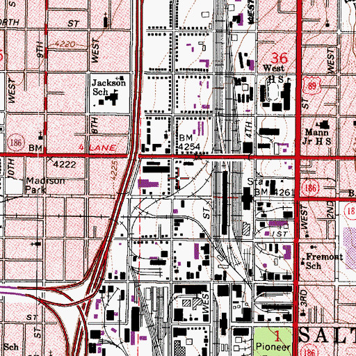 Topographic Map of The Gateway Shopping Center, UT