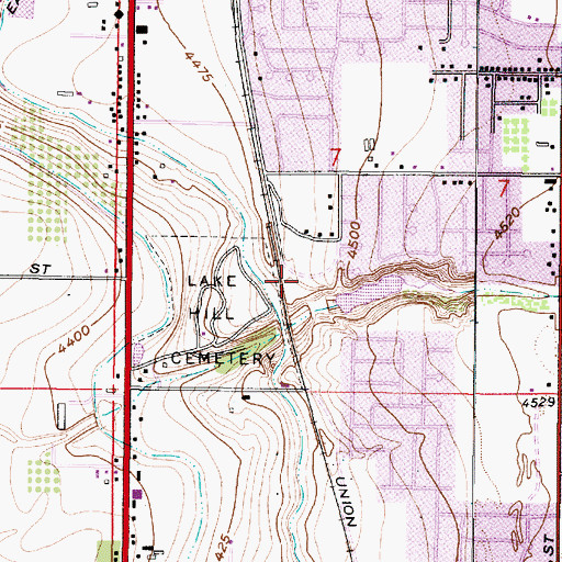 Topographic Map of Dewey Bluth Park, UT
