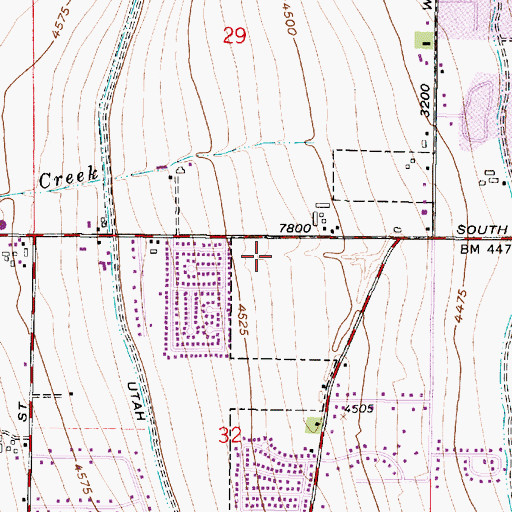 Topographic Map of Columbia Elementary School, UT