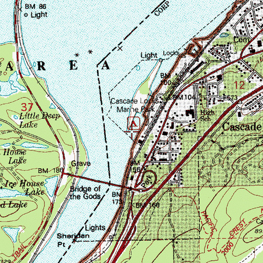 Topographic Map of Cascade Locks Treaty Fishing Access Site, OR