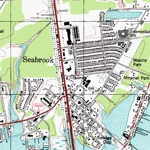 Topographic Map of Bay Elementary School, TX