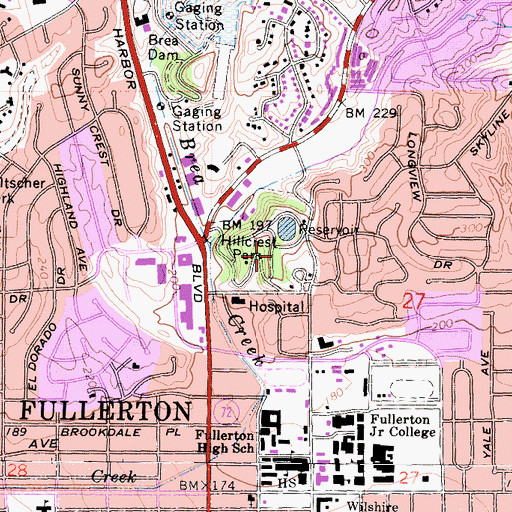 Topographic Map of Hillcrest Park, CA
