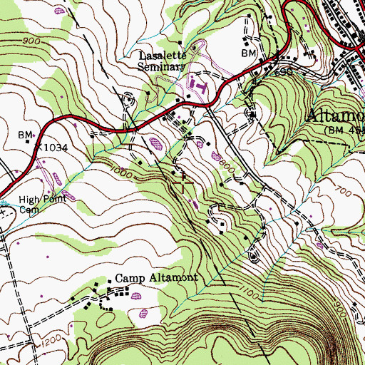 Topographic Map of Cobb Memorial School, NY