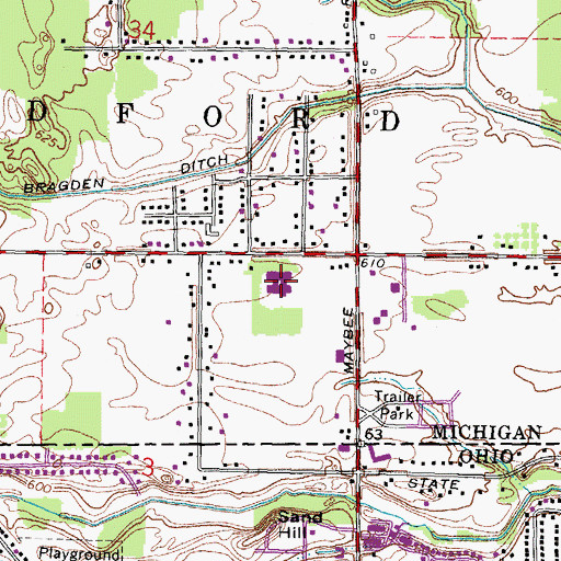 Topographic Map of Smith Road Elementary School, MI