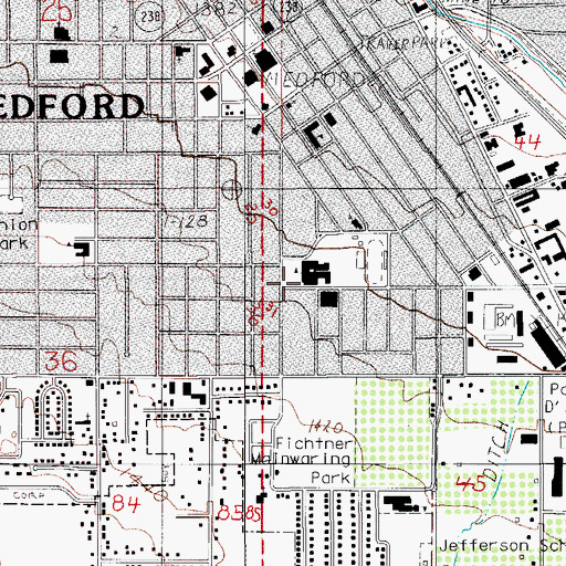 Topographic Map of South Medford High School, OR