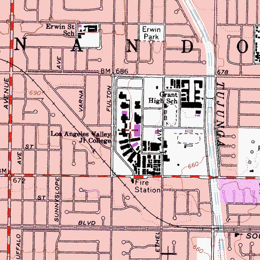 Topographic Map of Los Angeles Valley College, CA