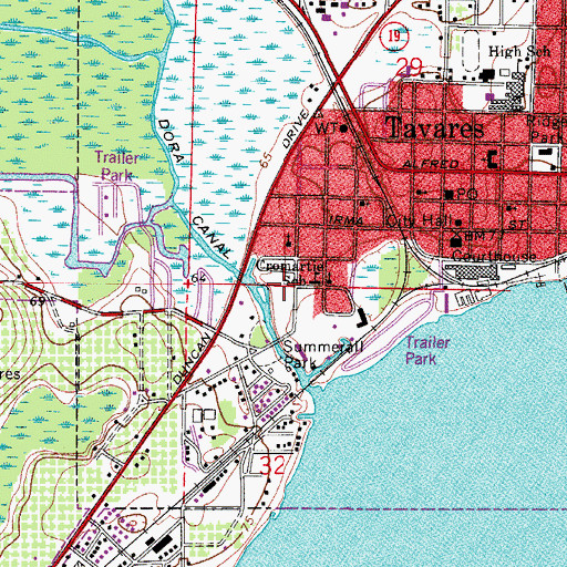 Topographic Map of Mid Lakes Resort Mobile Home Park, FL