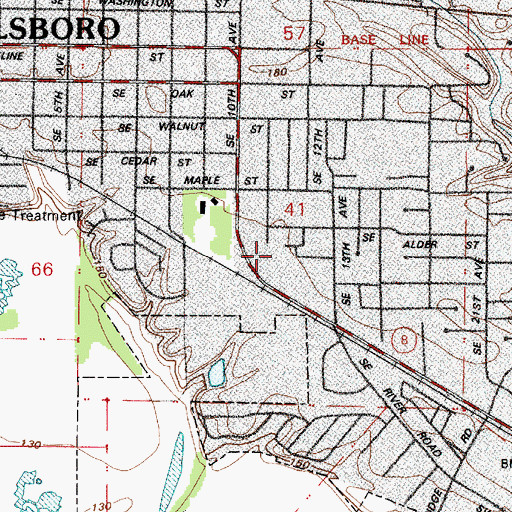 Topographic Map of Shute Park Plaza Shopping Center, OR
