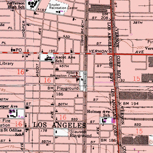 Topographic Map of Roberts Recreation Center, CA