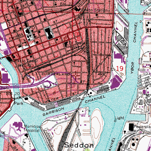 Topographic Map of Chamberlins, FL