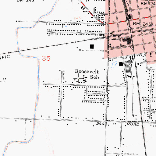 Topographic Map of Roosevelt Elementary School, CA