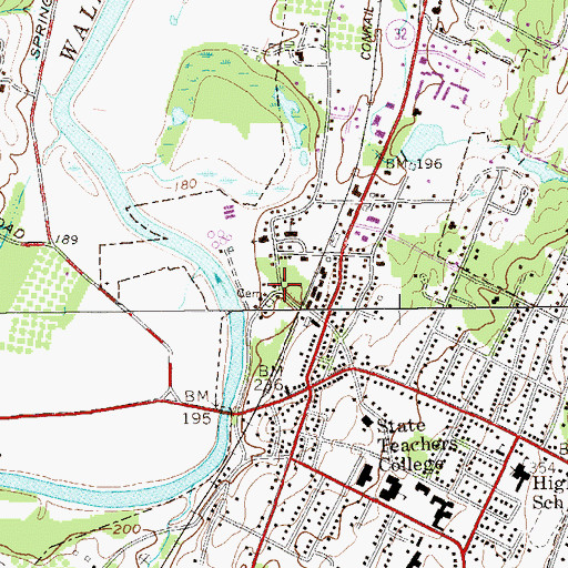 Topographic Map of Memorial House, NY
