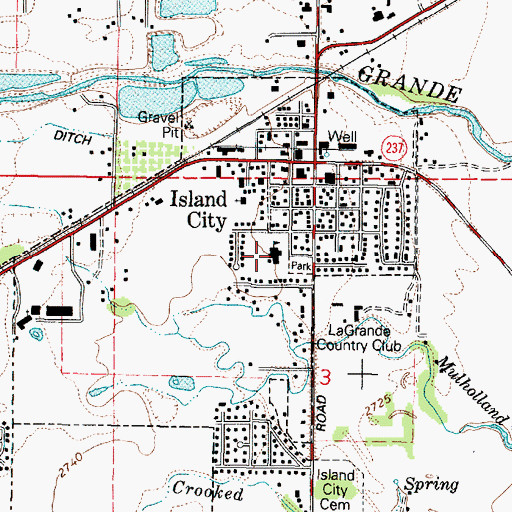 Topographic Map of Island City Elementary School, OR