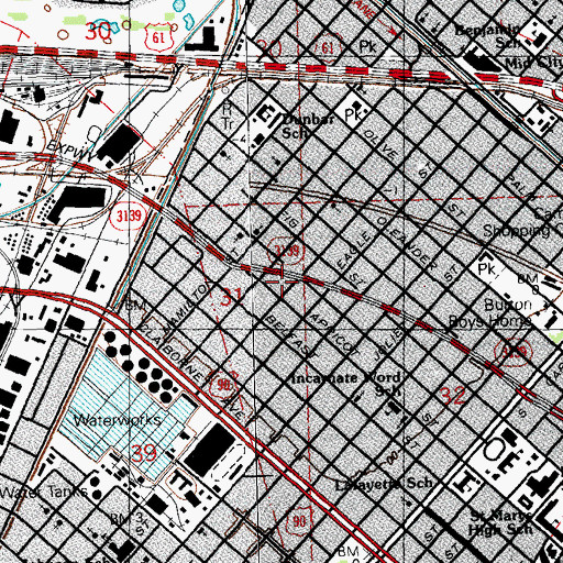 Topographic Map of Tots Nursery School, LA