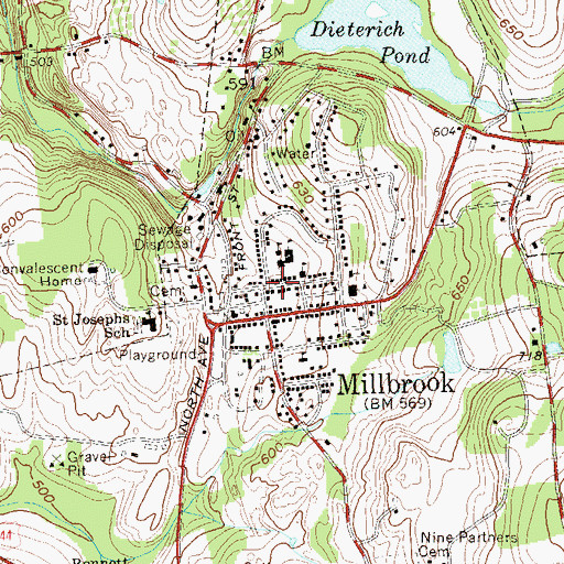 Topographic Map of Washington Town Hall, NY