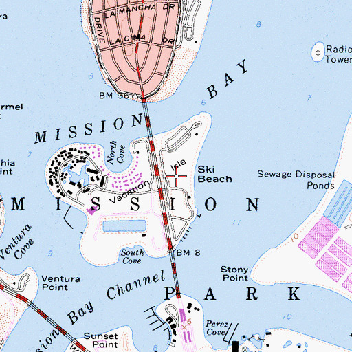 Topographic Map of Ski Beach, CA