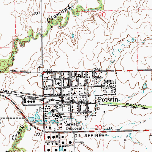 Topographic Map of Remington Elementary School, KS