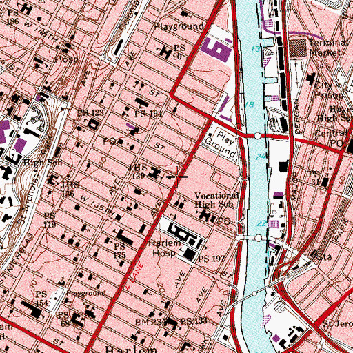 Topographic Map of Fred Samuel Playground, NY