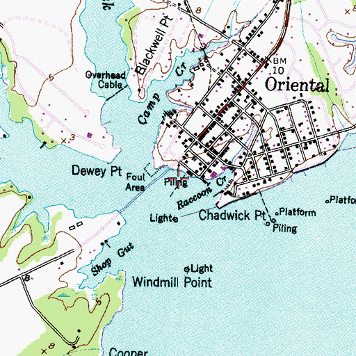 Topographic Map of Oriental Harbor Marina, NC