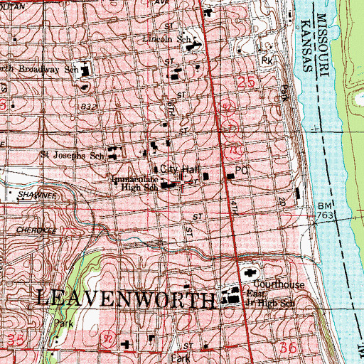 Topographic Map of Leavenworth Area Convention and Visitors Bureau, KS