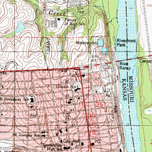 Topographic Map of Fort Leavenworth Visitor Information Center, KS