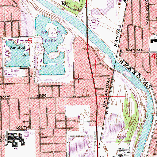 Topographic Map of Oaks Mobile Home Park, KS