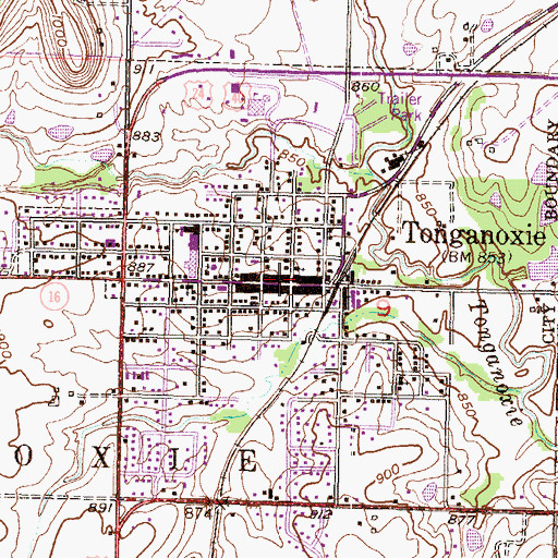 Topographic Map of Tonganoxie City Hall, KS