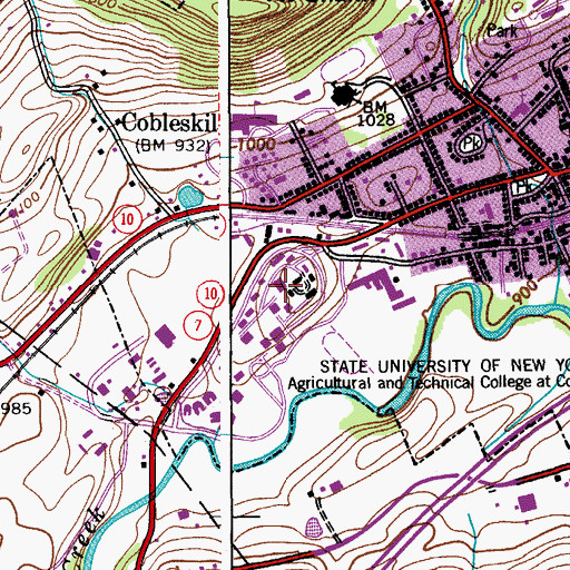 Topographic Map of Van Wagenen Library, NY