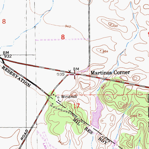 Topographic Map of Martinus Corner, CA