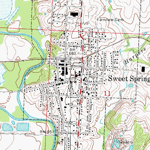 Topographic Map of Sweet Springs High School, MO