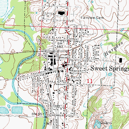 Topographic Map of Sweet Springs Elementary School, MO