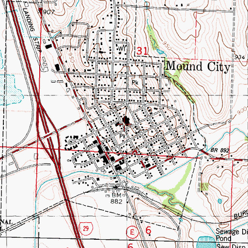 Topographic Map of Mound City Elementary School, MO
