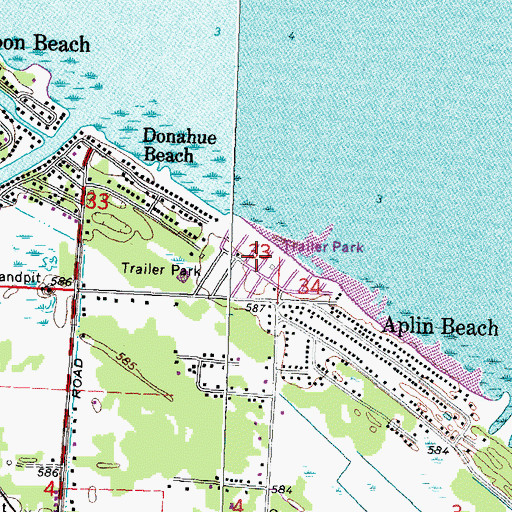 Topographic Map of Wenona Beach Estates Mobile Home Park, MI