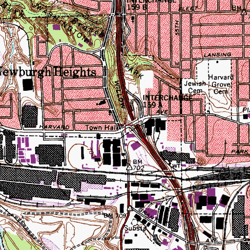 Topographic Map of Newburgh Heights Fire Department, OH