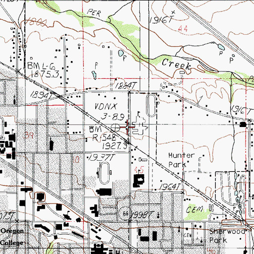 Topographic Map of John Muir Elementary School, OR