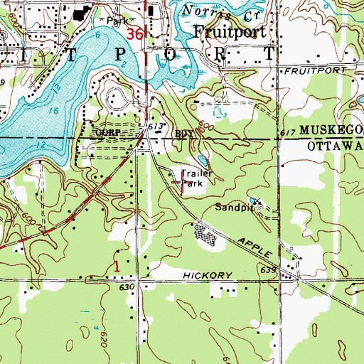 Topographic Map of Hidden Oaks Mobile Home Park, MI