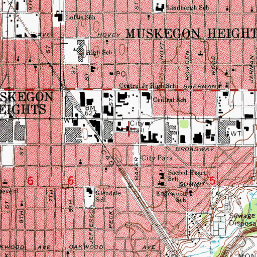 Topographic Map of Muskegon Heights City Hall, MI