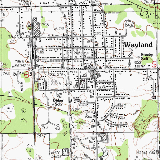 Topographic Map of Pine Street Elementary School, MI