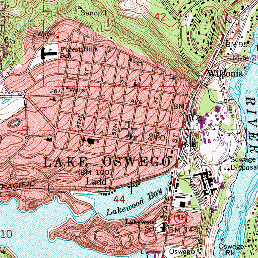 Topographic Map of Lake Oswego Fire Department Station 214, OR
