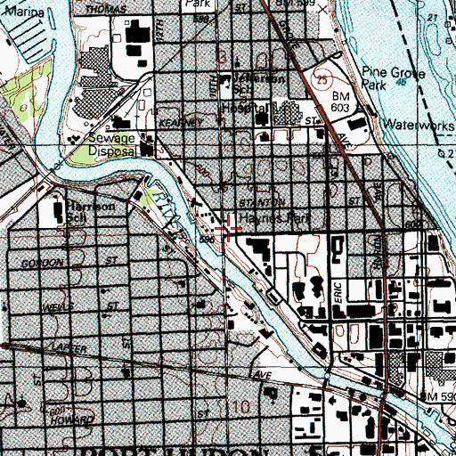 Topographic Map of Pinewood Cemetery, MI
