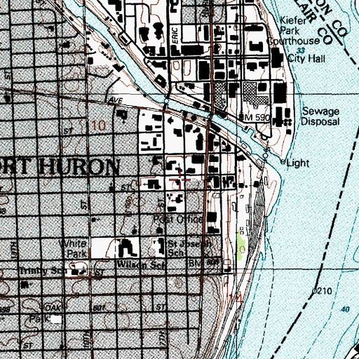 Topographic Map of Port Huron Museum, MI