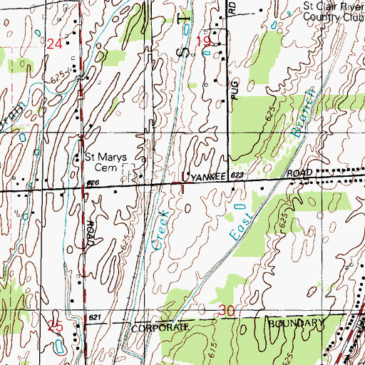 Topographic Map of Saint Clair Middle School, MI