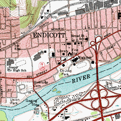 Topographic Map of Lincoln Avenue Baptist Church, NY