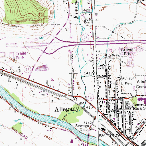 Topographic Map of Long Acres Mobile Home Park, NY